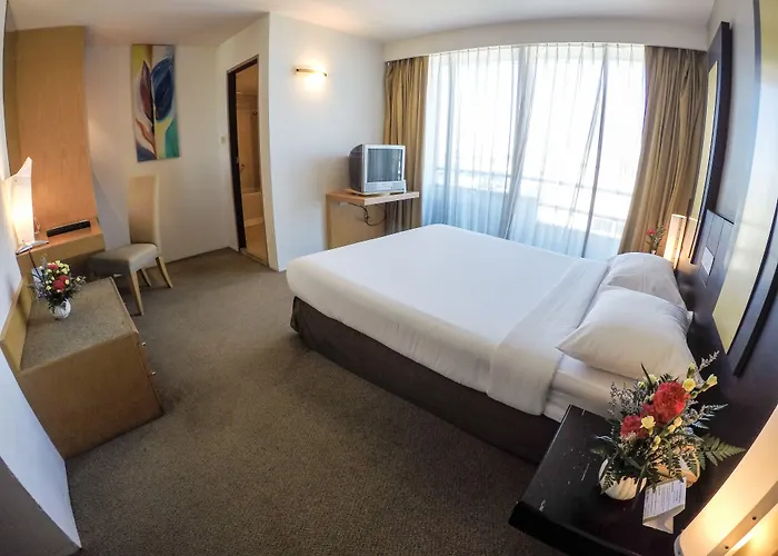 Gold Orchid Hotel 4*