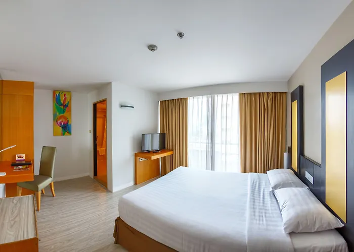 Gold Orchid Hotel 4*